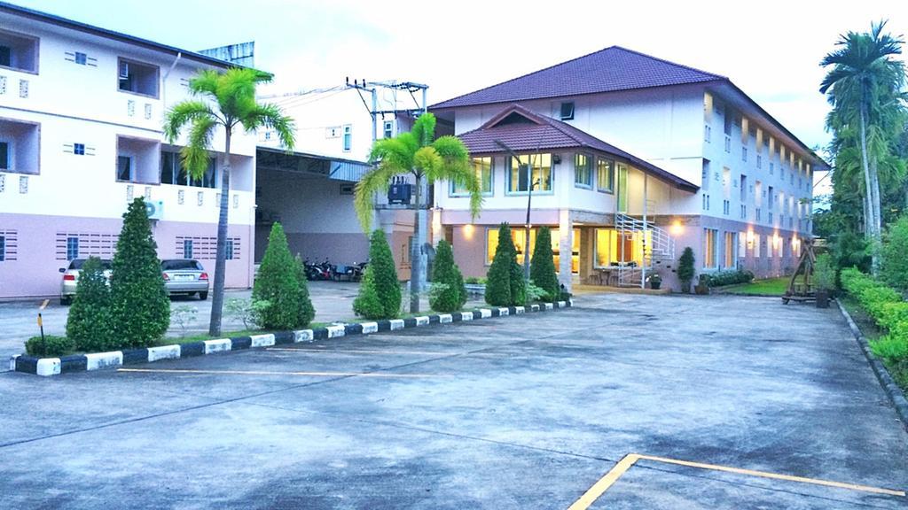 Chumphon Travelodge Buitenkant foto