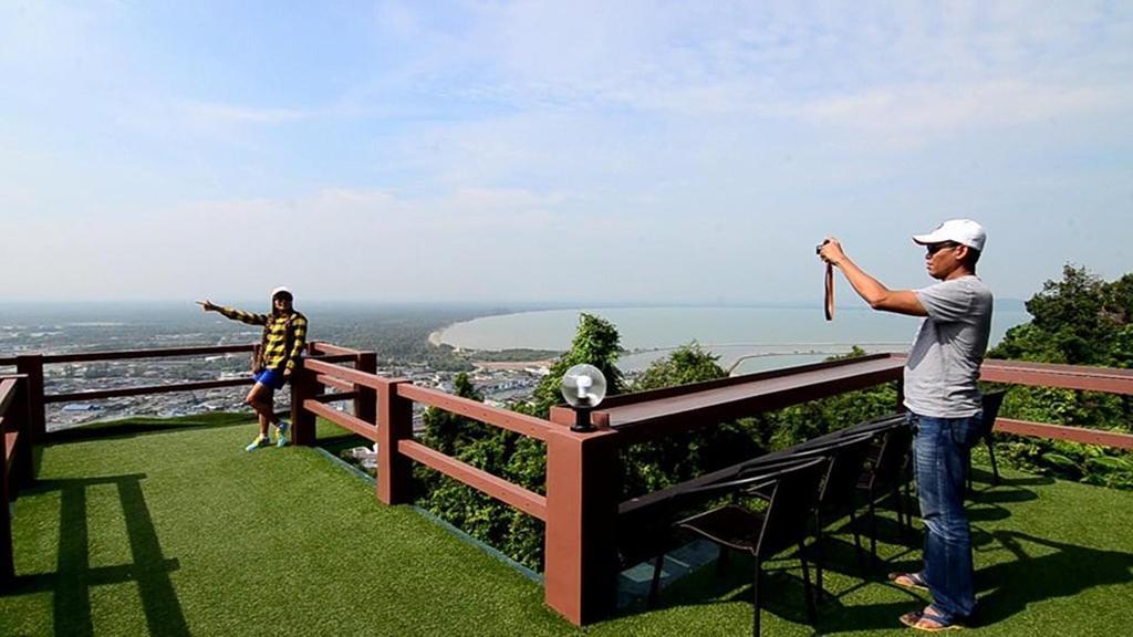 Chumphon Travelodge Buitenkant foto