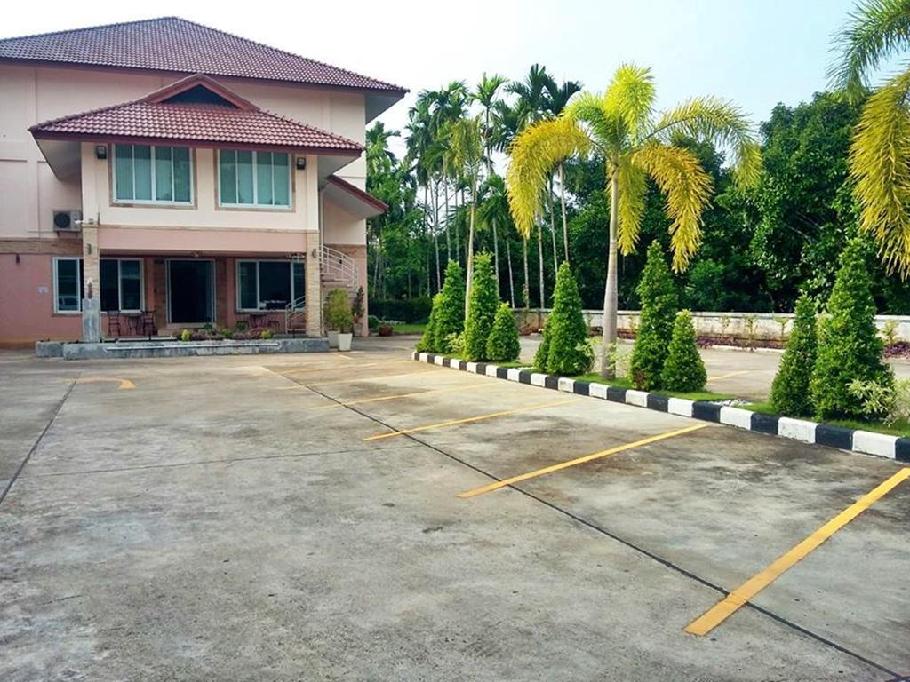 Chumphon Travelodge Buitenkant foto
