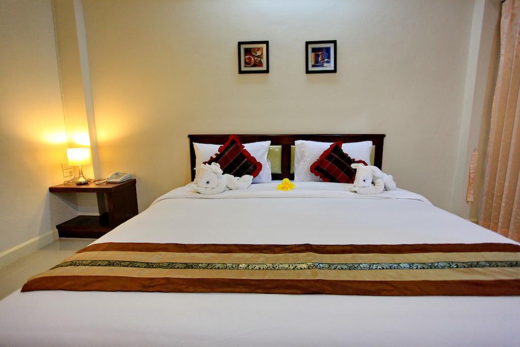 Chumphon Travelodge Buitenkant foto