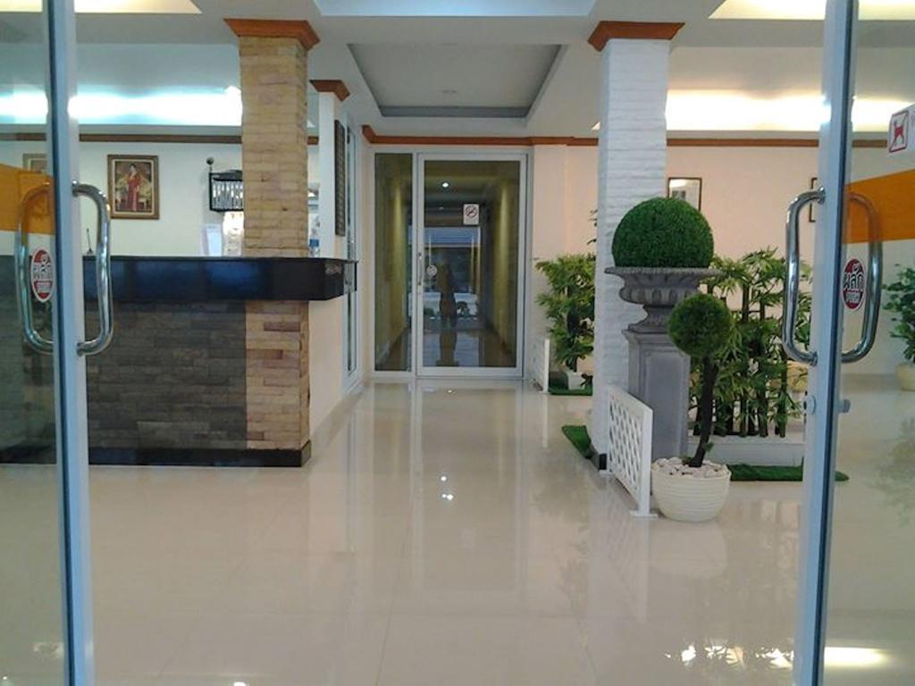 Chumphon Travelodge Buitenkant foto