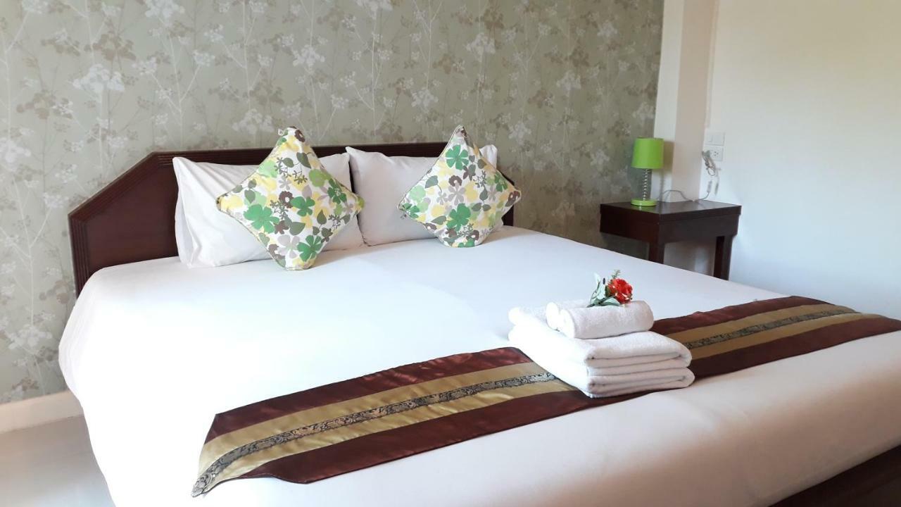 Chumphon Travelodge Buitenkant foto